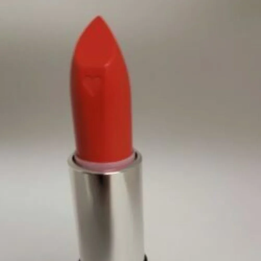 2 NYX PROFESSIONAL MAKEUP SHOUT OUT LIPSTICK 